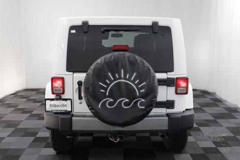 Used 2015 Jeep Wrangler Unlimited Rubicon image 15