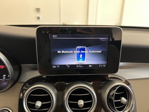 Used 2017 Mercedes-Benz GLC 300 4MATIC w/ Premium 1 Package image 15