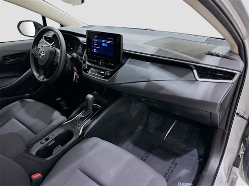 Used 2023 Toyota Corolla LE image 28