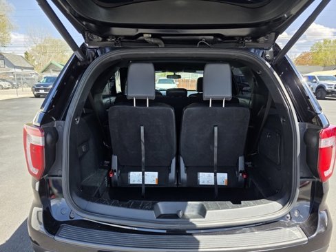 Used 2019 Ford Explorer XLT w/ Equipment Group 202A image 9