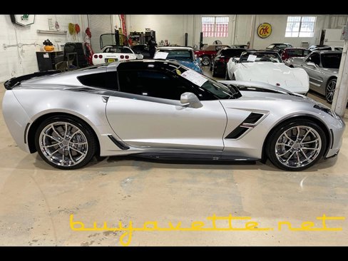 Used 2018 Chevrolet Corvette Grand Sport w/ Z07 Performance Package image 7