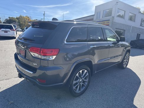 Used 2018 Jeep Grand Cherokee Overland image 5