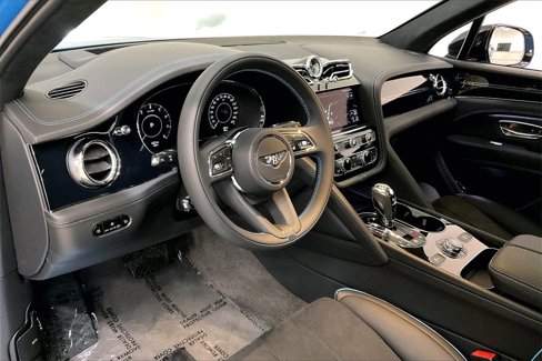 New 2024 Bentley Bentayga image 7