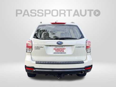 Used 2018 Subaru Forester 2.5i w/ Alloy Wheel Package image 4