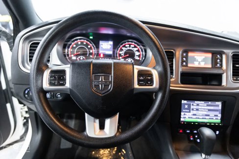 Used 2011 Dodge Charger SE image 16