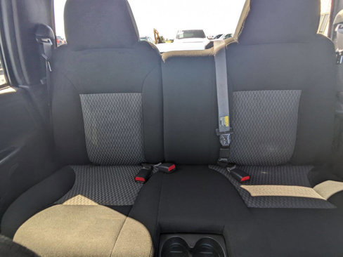 Used 2007 GMC Canyon SLE image 17