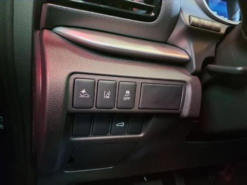 New 2025 Mitsubishi Eclipse Cross SE image 13