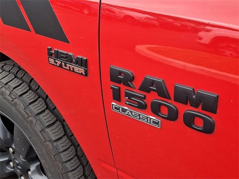Used 2019 RAM 1500 Express w/ Express Value Package image 11