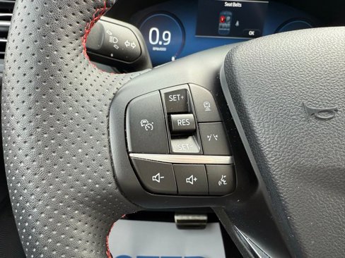 Used 2023 Ford Escape ST-Line Elite image 17