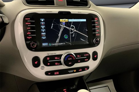 Used 2018 Kia Soul EV image 9