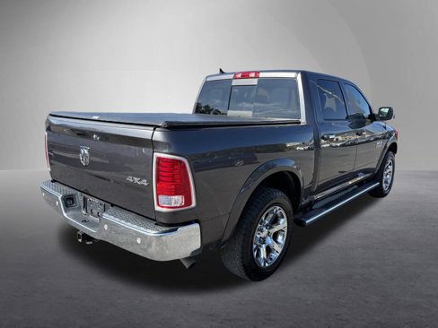 Used 2016 RAM 1500 Laramie w/ Convenience Group image 3