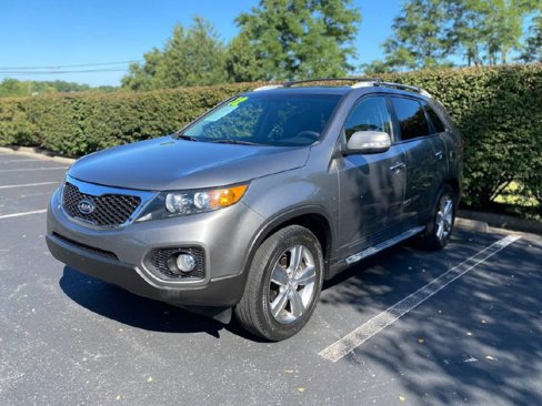 Used 2012 Kia Sorento EX w/ Premium Plus Pkg image 2