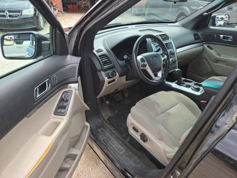 Used 2013 Ford Explorer 4WD w/ Class III Trailer Tow Pkg image 11