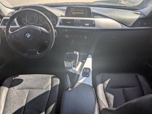 Used 2013 BMW 320i Sedan image 17