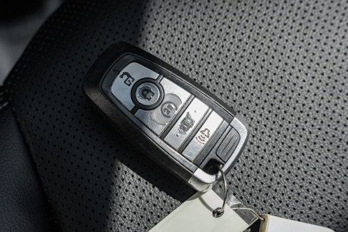 Used 2020 Ford Escape SEL image 45