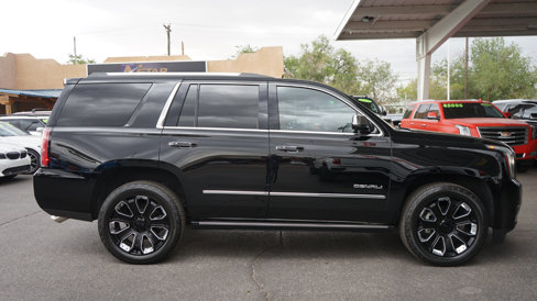 Used 2019 GMC Yukon Denali w/ Denali Ultimate Package image 2