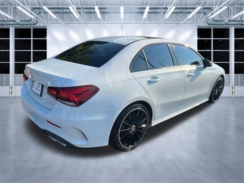 Used 2021 Mercedes-Benz A 220 image 7