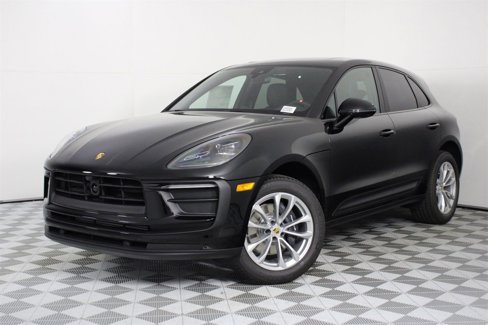 New 2026 Porsche Macan image 1
