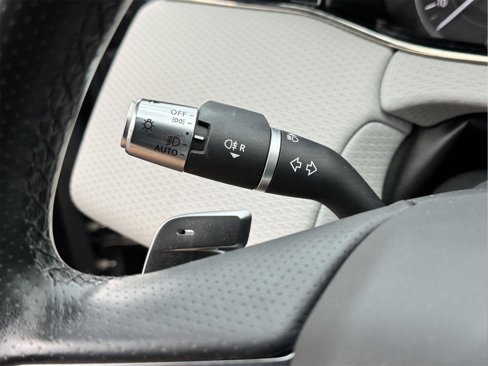 Used 2022 Land Rover Range Rover Evoque R-Dynamic S image 32