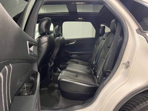 Used 2019 Ford Edge ST w/ Cold Weather Package image 11