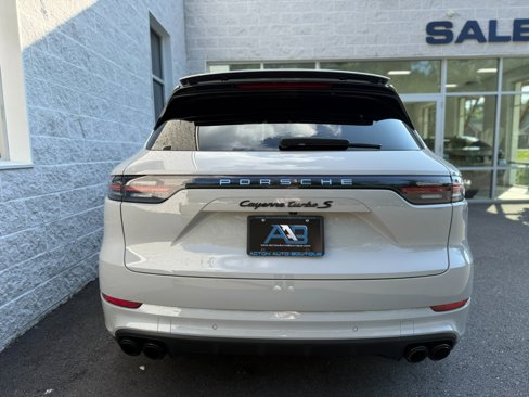 Used 2021 Porsche Cayenne Turbo S image 26