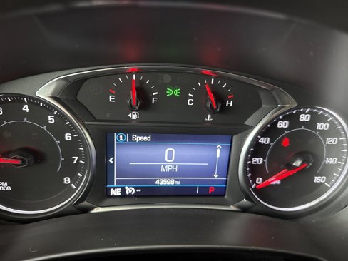 Used 2024 GMC Terrain SLE image 35