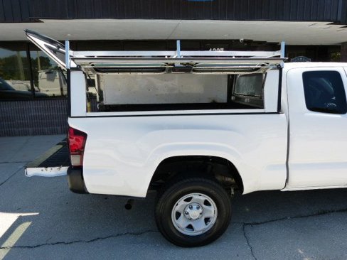 Used 2021 Toyota Tacoma SR image 19