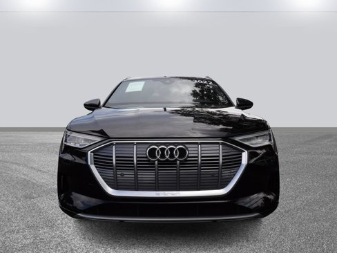 Used 2022 Audi e-tron Premium w/ Towing Package image 2