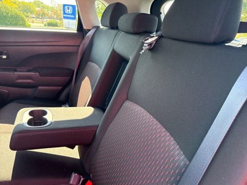 Used 2017 Mitsubishi Outlander Sport SE image 15
