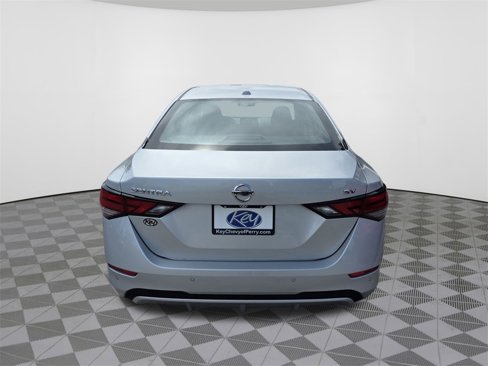 Used 2022 Nissan Sentra SV image 9