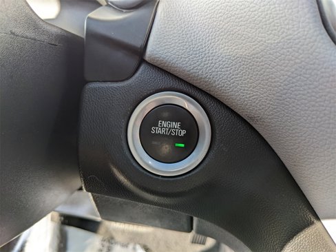 Used 2021 Chevrolet Equinox LT image 27