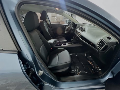 Used 2014 MAZDA MAZDA3 i Sport image 30