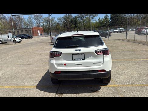 Used 2021 Jeep Compass Limited image 29
