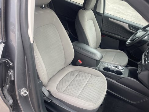 Used 2022 Ford Escape SE w/ Convenience Package image 45