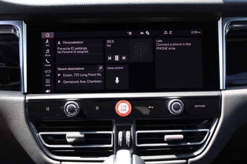 Certified 2024 Porsche Macan image 24