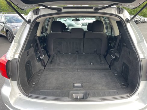 Used 2020 Nissan Pathfinder SV image 21