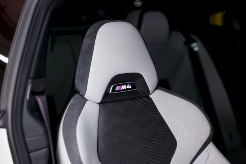 Used 2024 BMW M4 Competition image 25