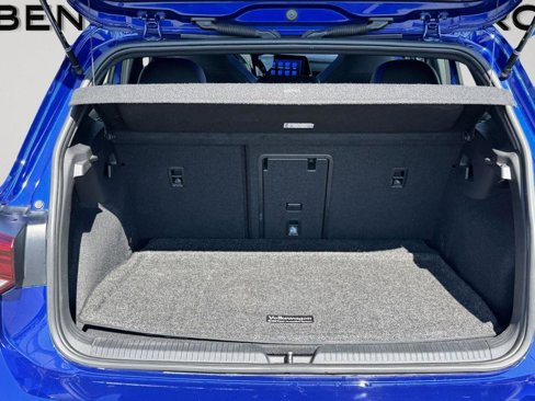 Used 2022 Volkswagen Golf R image 59