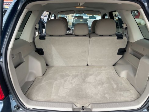Used 2011 Ford Escape XLT image 9