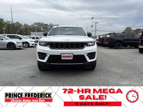 New 2025 Jeep Grand Cherokee Laredo X image 8