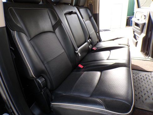 Used 2019 RAM 2500 Laramie image 7
