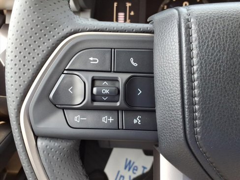 New 2025 Toyota 4Runner SR5 image 17