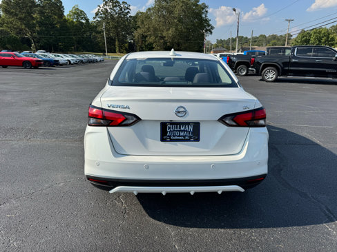 Used 2022 Nissan Versa SV image 7
