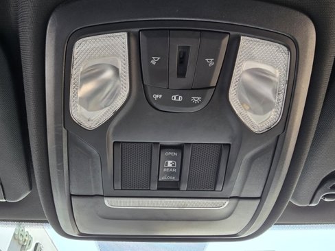 Used 2022 RAM 2500 Tradesman image 11