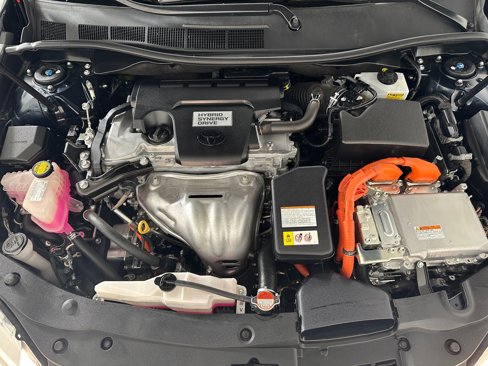 Used 2016 Toyota Camry XLE image 32