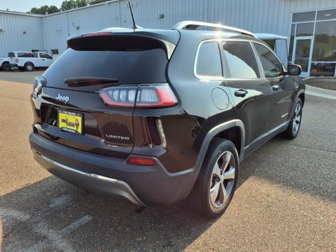 Used 2020 Jeep Cherokee Limited image 3