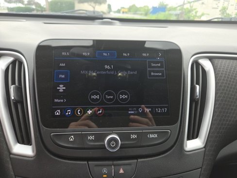 Used 2024 Chevrolet Malibu LT image 35