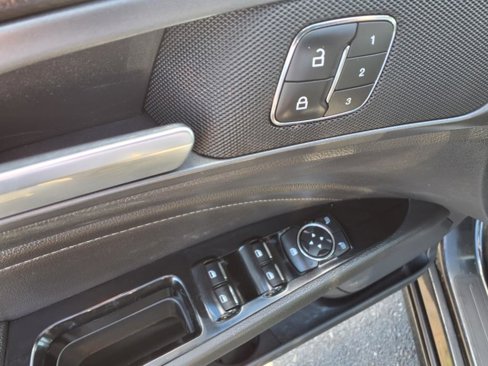 Used 2013 Ford Fusion Titanium image 24