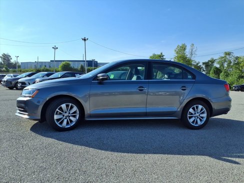 Used 2015 Volkswagen Jetta SE image 35