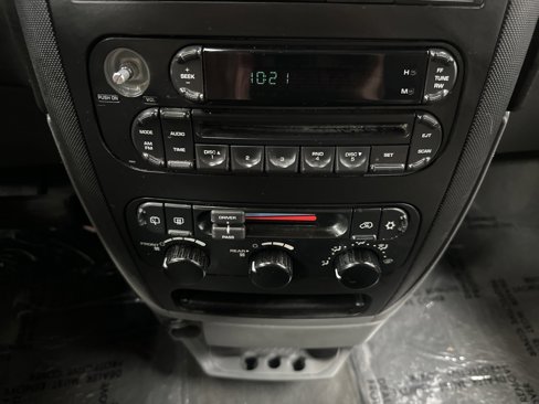 Used 2007 Dodge Grand Caravan SE image 24